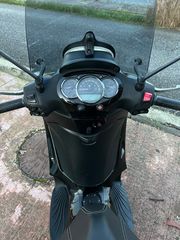 Piaggio Beverly 300 2020-thumb-9