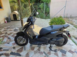 Piaggio Beverly 300 2020-thumb-17