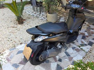 Piaggio Beverly 300 2020-thumb-20