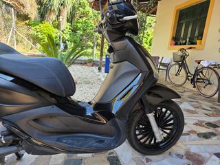 Piaggio Beverly 300 2020-thumb-21