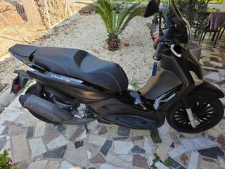 Piaggio Beverly 300 2020-thumb-24