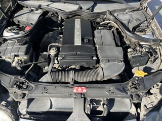 Mercedes-Benz C 230 2003 SPORTS COUPE KOMPRESSOR-thumb-14