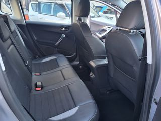 Peugeot 2008 2016-thumb-12
