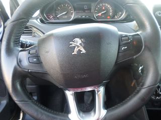 Peugeot 208 2015-thumb-18