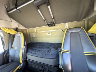 Σασί Volvo 2018 FH16 750 full φούσκες retarder-thumb-14