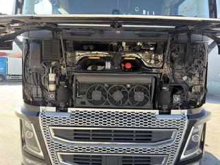 Σασί Volvo 2018 FH16 750 full φούσκες retarder-thumb-17