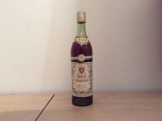 Συλλεκτικό  μπουκάλι KEO VSOP 12 Year Old Cyprus Brandy