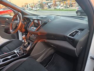 Ford Kuga 2019 ST-LINE-thumb-37