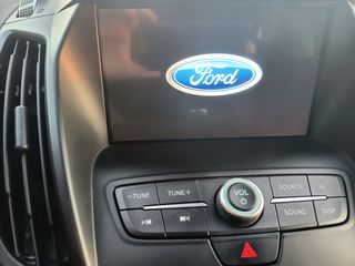 Ford Kuga 2019 ST-LINE-thumb-41