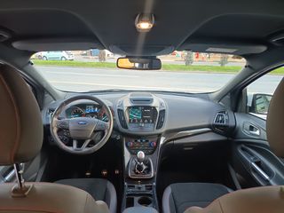 Ford Kuga 2019 ST-LINE-thumb-49