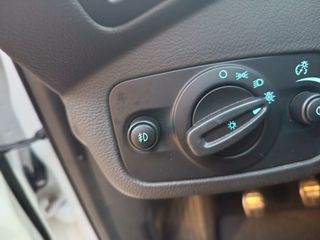 Ford Kuga 2019 ST-LINE-thumb-50