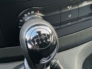 Mercedes-Benz Vito 2015 114 CDI-thumb-19