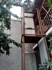Ανελκυστήρας γερανακι