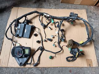 GSXR1000 K5-K6 ΗΛΕΚΤΡΙΚΑ ΕΓΚΕΦΑΛΟΣ ΚΛΕΙΔΑΡΙΕΣ ΣΕΤ