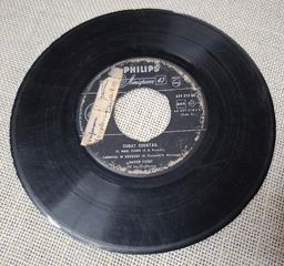 Xavier Cugat And His Orchestra – Cugat Cocktail   7'