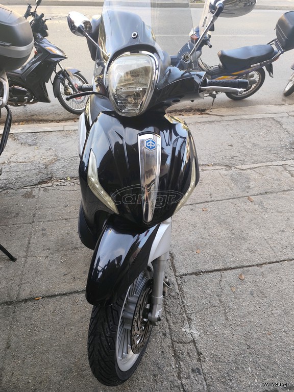 Piaggio Beverly 300i 2012