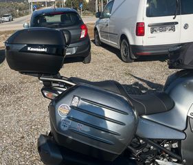 Kawasaki GTR 1400 2017-thumb-11