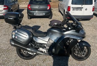Kawasaki GTR 1400 2017-thumb-12