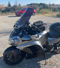 Kawasaki GTR 1400 2017-thumb-22