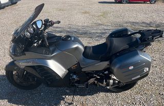 Kawasaki GTR 1400 2017-thumb-31