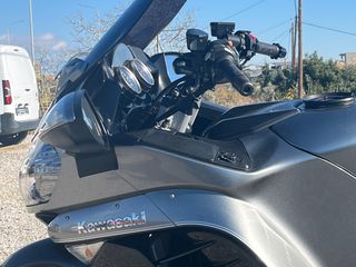 Kawasaki GTR 1400 2017-thumb-33