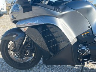 Kawasaki GTR 1400 2017-thumb-34