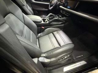 Porsche Cayenne 2024 S E-HYBRID APPROVED-thumb-7