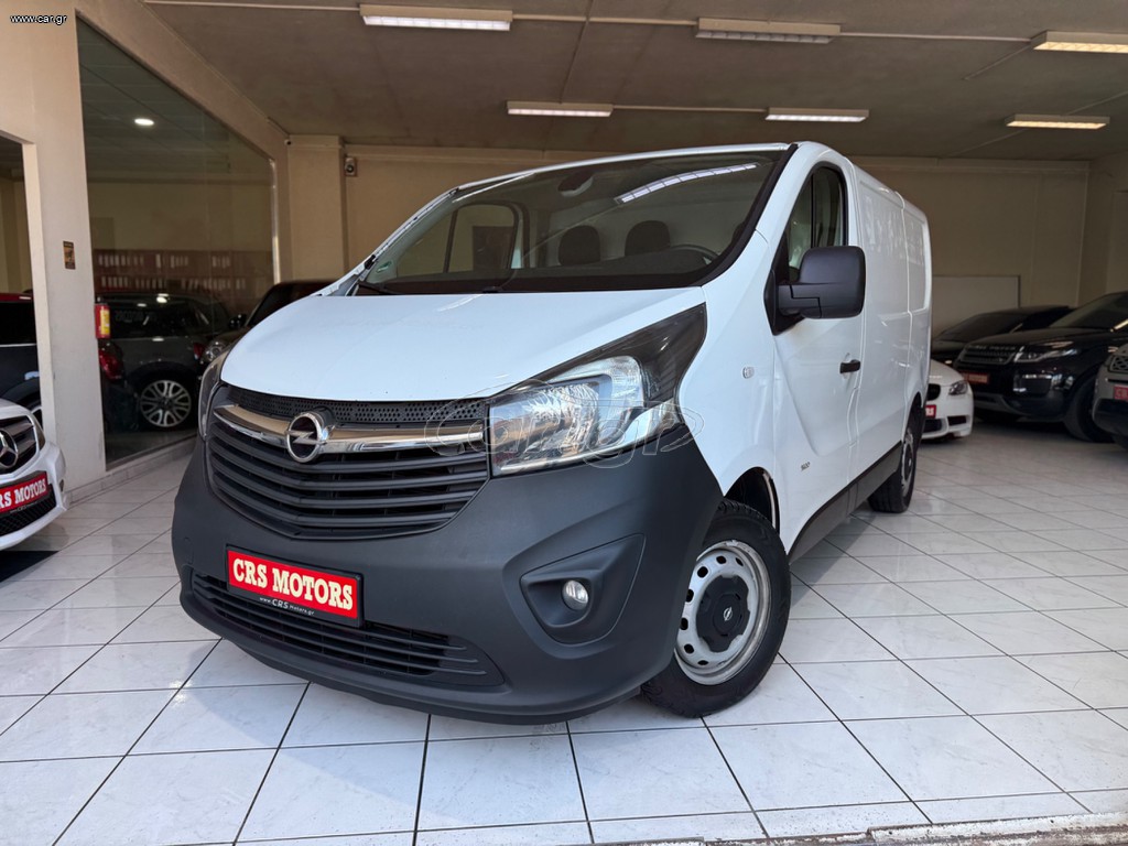 Opel Vivaro 2017 BI TURBO/CRS MOTORS