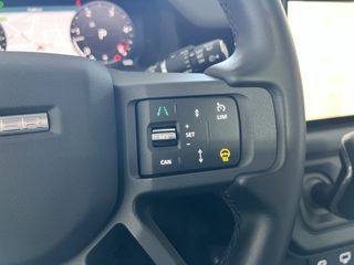 Land Rover Defender 2024 D 300 X-DYNAMIC HSE-thumb-48
