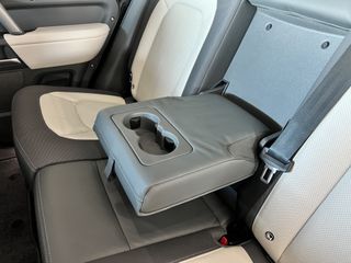 Land Rover Defender 2024 D 300 X-DYNAMIC HSE-thumb-21
