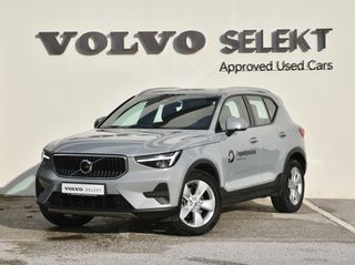 Volvo XC40 2025 Core B3