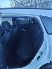 Mercedes-Benz GLA 250 2025 Night Package PANORAMA ΜΕ ΗΛΕΚΤΡΙΚΑ ΚΑΘΙΣΜΑΤΑ-thumb-9