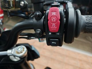 CFmoto 675 NK 2025 ΕΤΟΙΜΟΠΑΡΑΔΟΤΗ   !!! ΓΚΡΙ ΧΡΩΜΑ !!!-thumb-16
