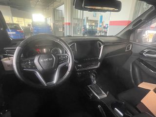 Isuzu D-Max 2025 ARENA AUTO 1.9c.c 164 hp-thumb-8