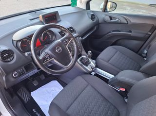 Opel Meriva 2015-thumb-11
