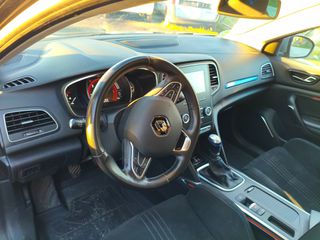 Renault Megane 2016 GT LINE-thumb-4