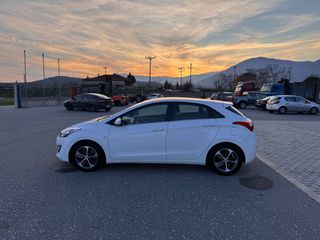 Hyundai i 30 2016-thumb-1