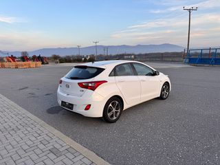 Hyundai i 30 2016-thumb-4