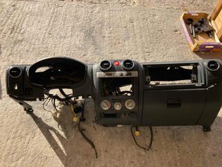 ΠΩΛΕΊΤΑΙ ΤΑΜΠΛΟ ISUZU DMAX '06-12