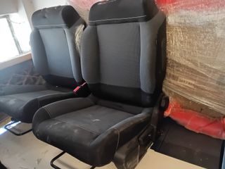 πωλούνται καθίσματα Citroën c3