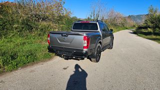Nissan Navara 2019 N-GUARD-thumb-5