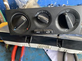 ΔΙΑΚΟΠΤΕΣ ΚΑΛΟΡΙΦΕΡ A/C PASSAT