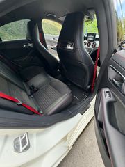 Mercedes-Benz CLA 45 AMG 2016-thumb-17