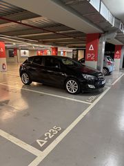 Opel Astra 2012