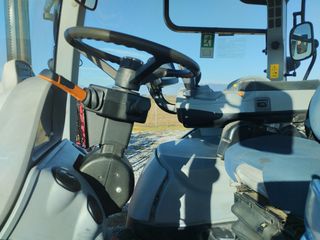 Τρακτέρ New Holland 2014 Τ7235-thumb-11