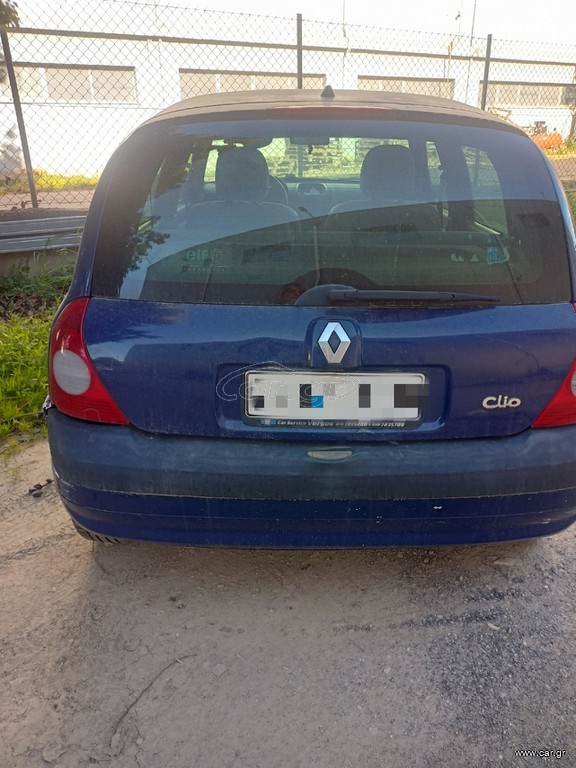 Renault Clio 2003