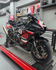 Honda CBR 1000RR 2023-thumb-1