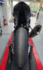 Honda CBR 1000RR 2023-thumb-4