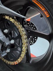 Honda CBR 1000RR 2023-thumb-7