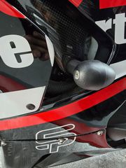 Honda CBR 1000RR 2023-thumb-15